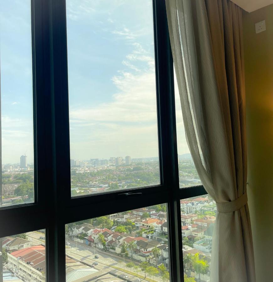 Atria Sofo Suites - Petaling Jaya Exterior photo